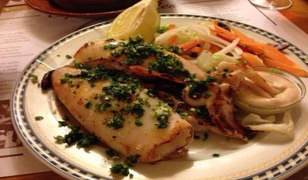 Especialidad calamares al ajillo
